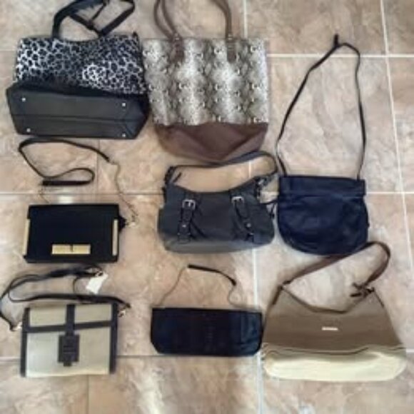 8 Vintage Handbags Bundle Preloved